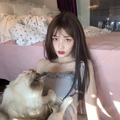 奇怪的角色 高清封面